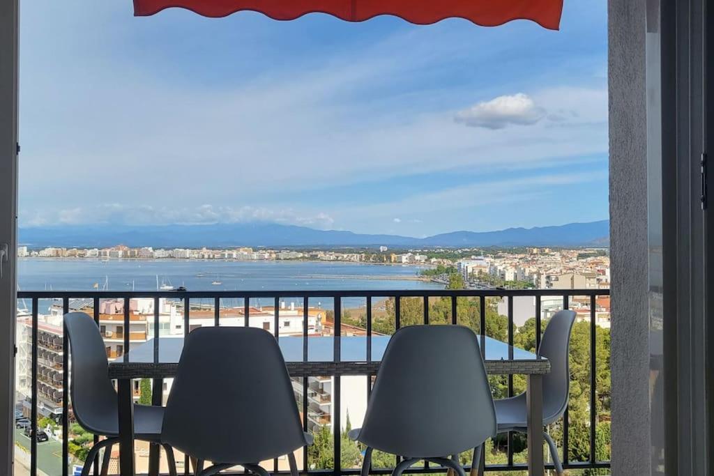 T3 Avec Belle Vue Et Parking Apartment